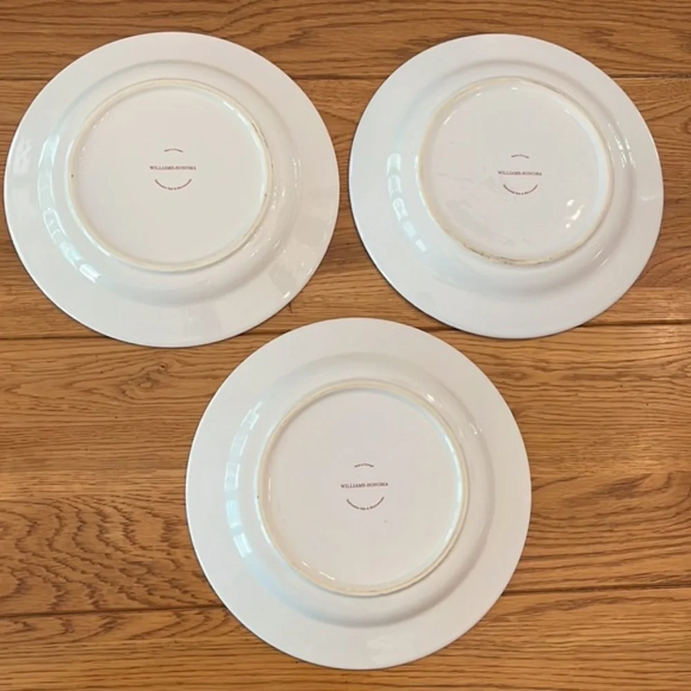 Williams Sonoma Petit Dejeuner Plate Maroon White Set of‎ 3